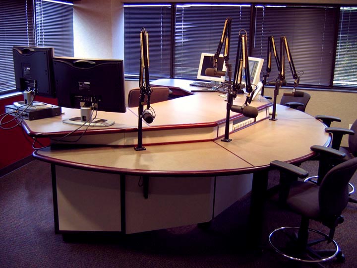 Master Talk Studio — talk show desk